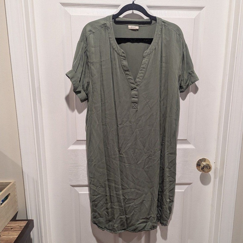 Dark Academia Olive Shirt Dress A.N.A. Rayon Pockets Size Large Minimalist Earth